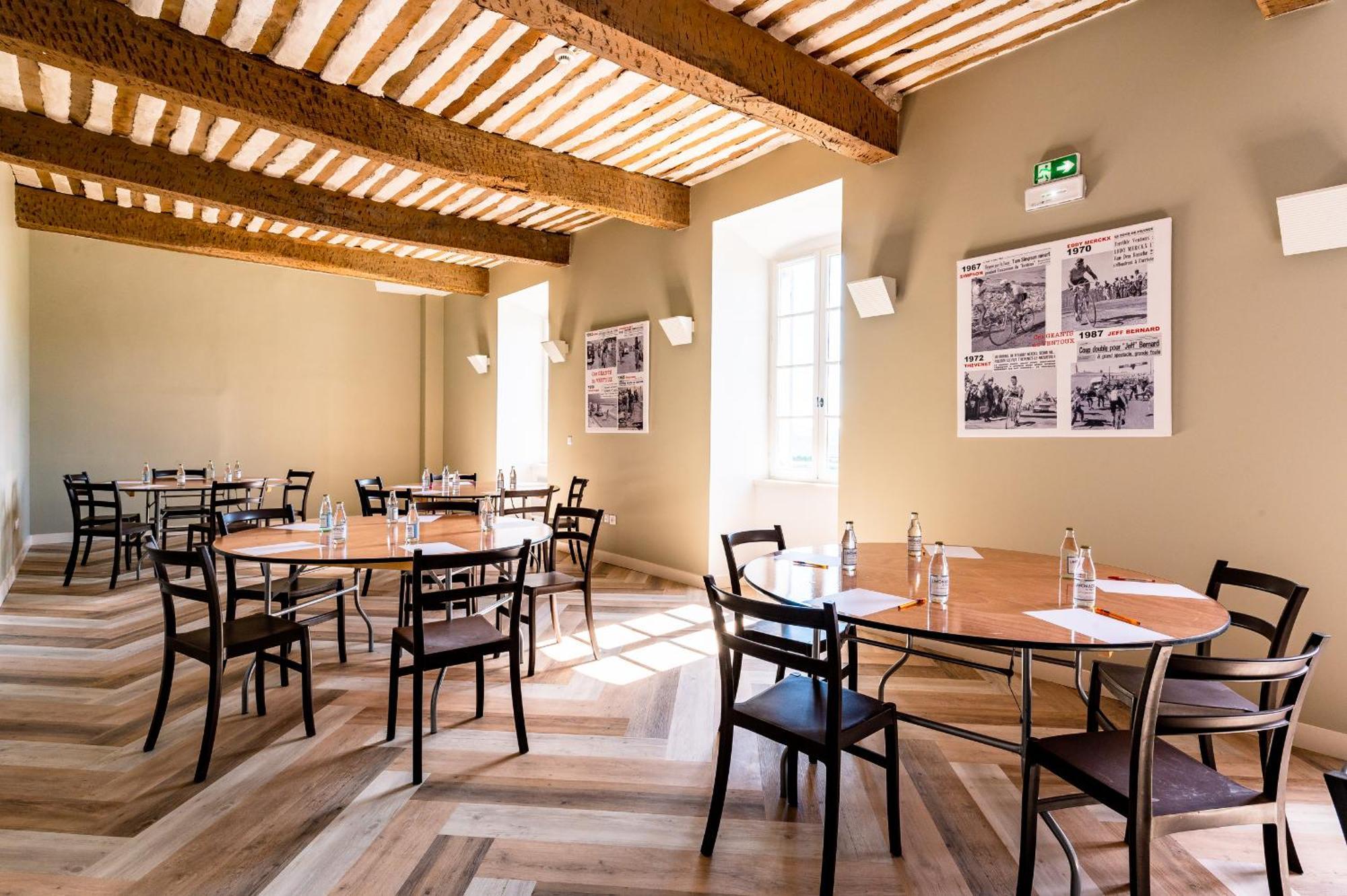 Le Nesk Ventoux - Hotel Sault-de-Vaucluse Exterior photo